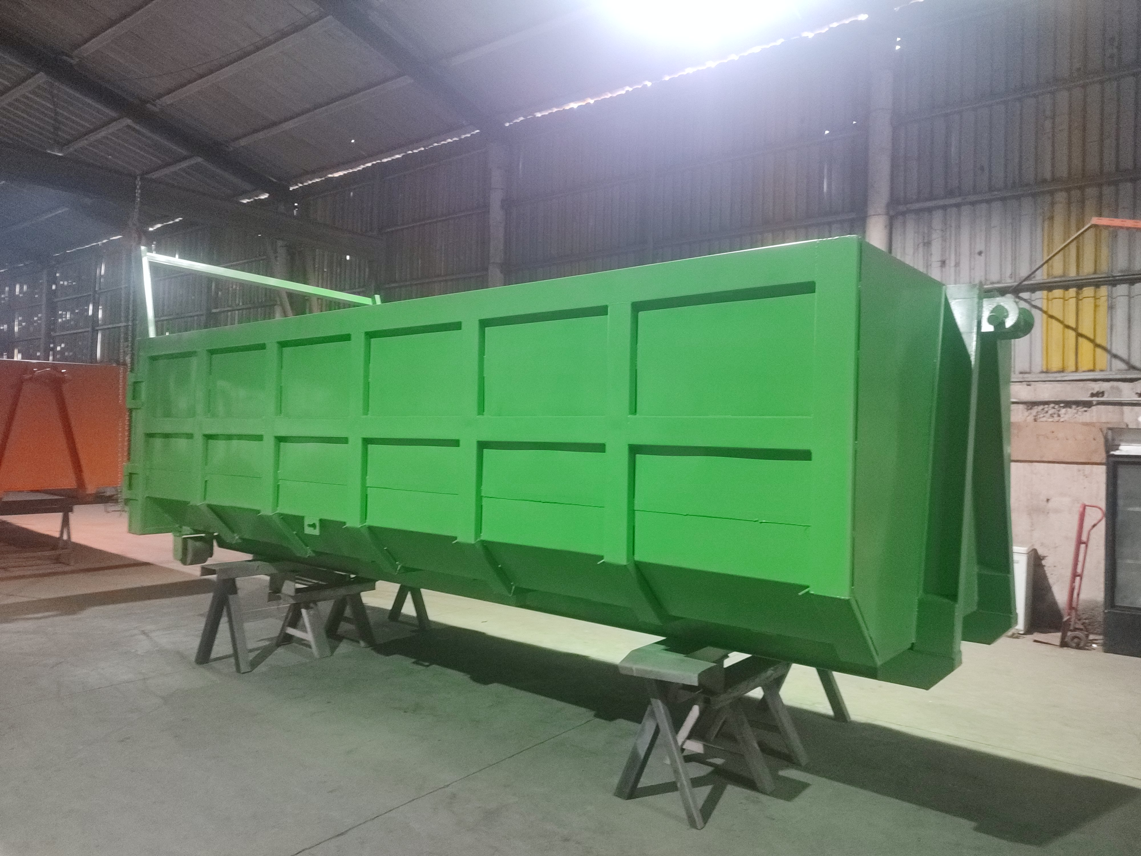 Capacho Ampliroll 20 T · 20 m³