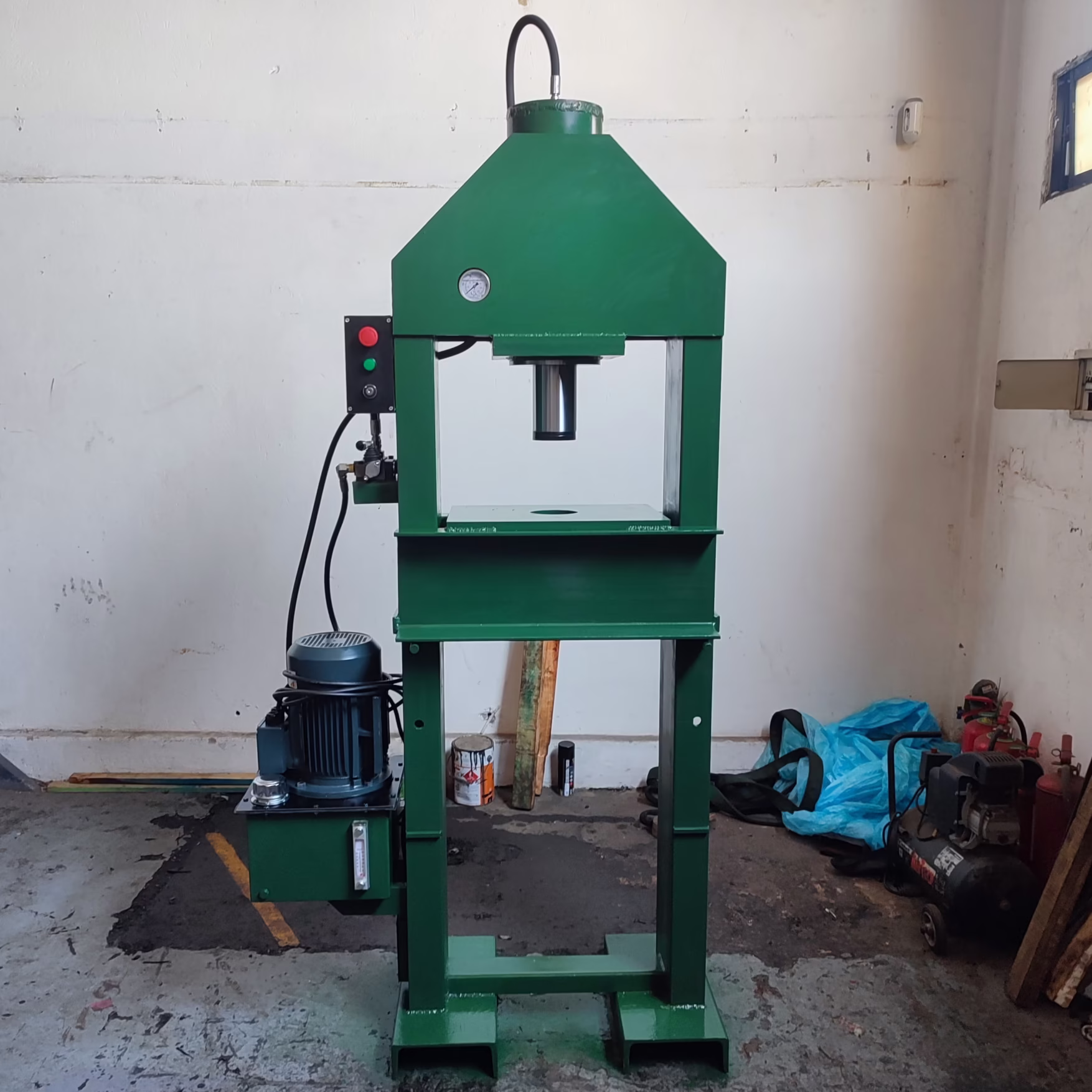 Prensa Hidráulica 50 Ton 220/380 V